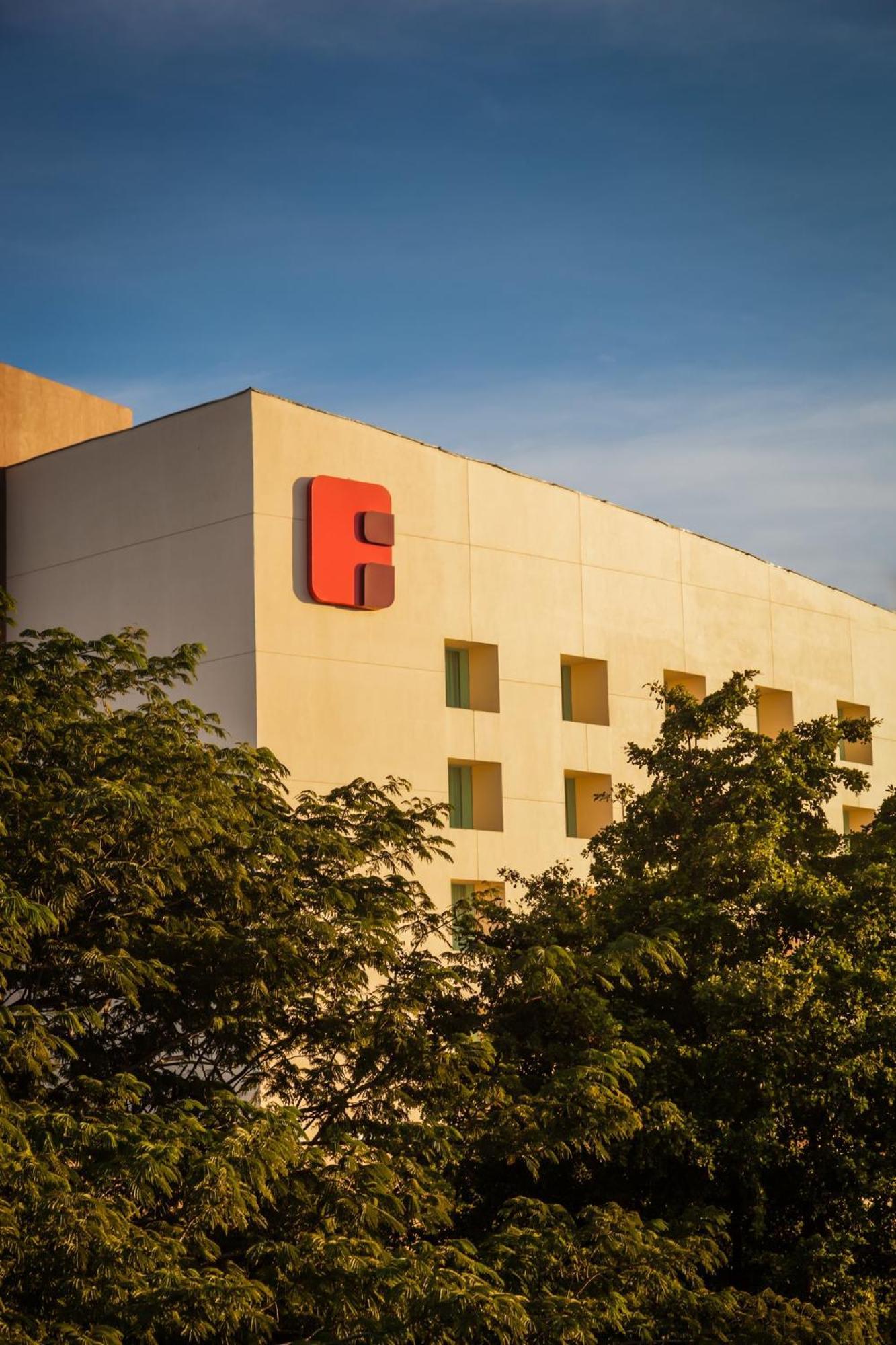 Fiesta Inn Culiacan Exterior photo