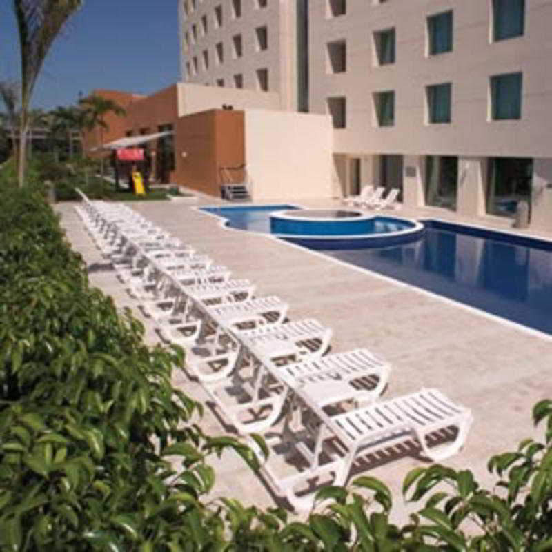 Fiesta Inn Culiacan Exterior photo