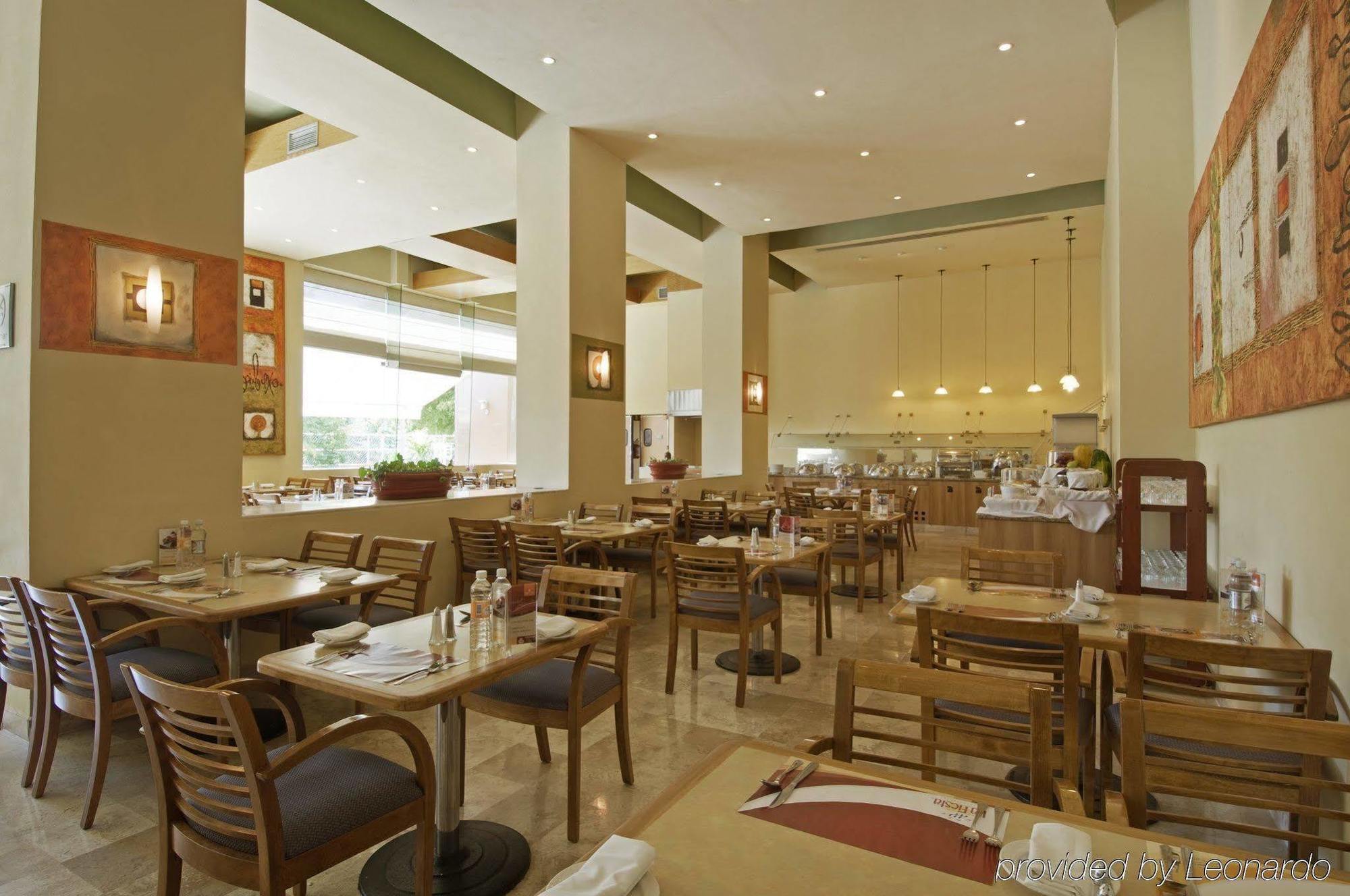Fiesta Inn Culiacan Exterior photo